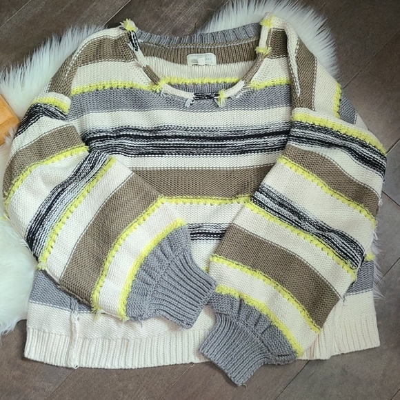 Lou & Grey Balloon Sleeve Sweater - Picture 7 of 9